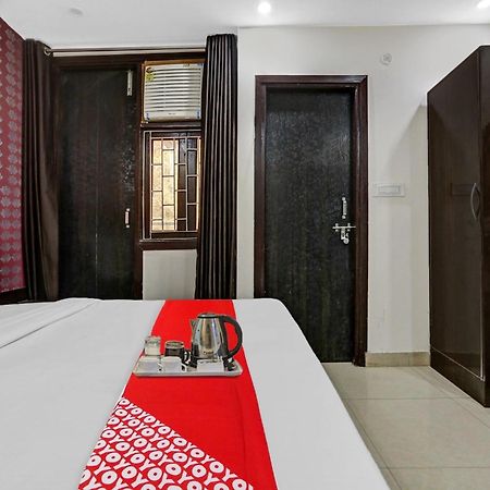 Hotel O Hotel Blue Orchid Нью-Дели Экстерьер фото